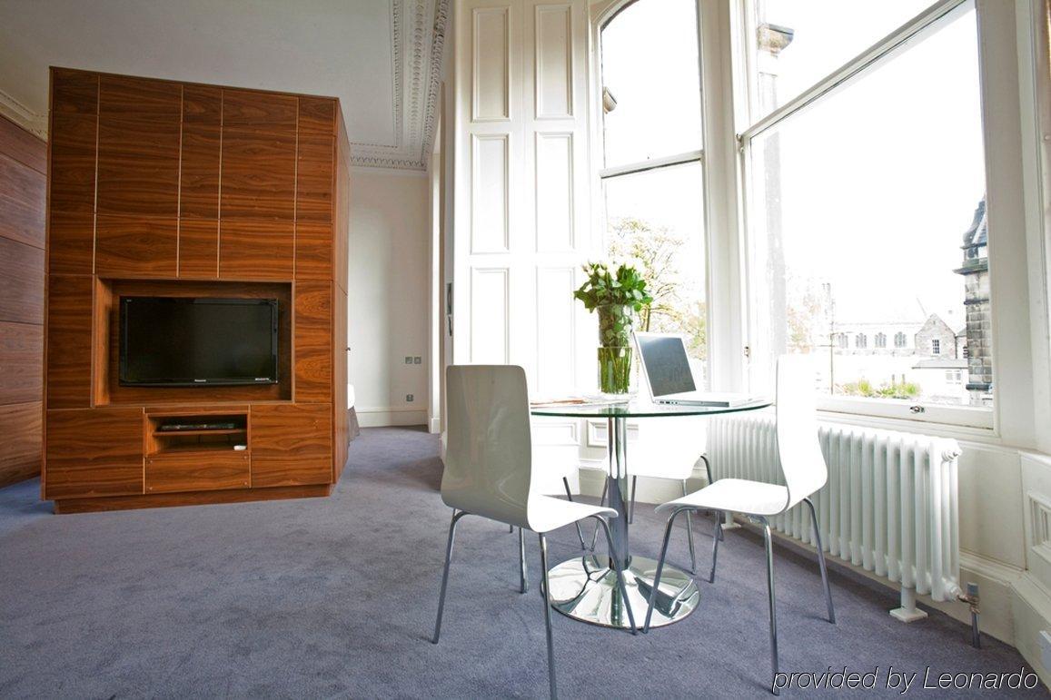 The Merchiston Residence Edinburgh Room photo